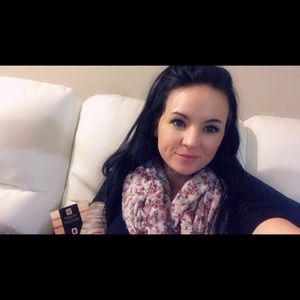 Meet your Posher, Vanessa